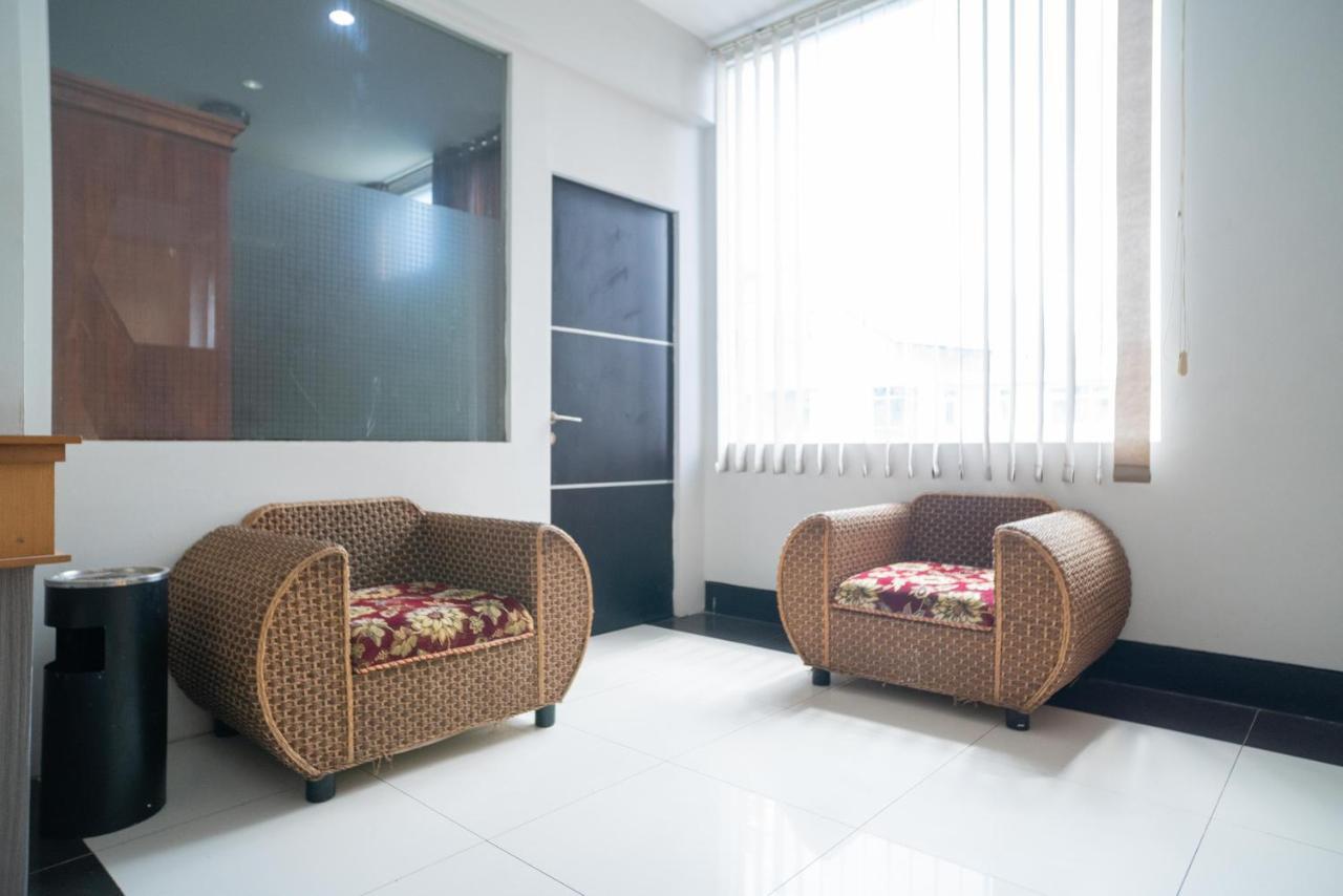 RedDoorz Plus near UIN Banjarmasin Sungai Lutus Bagian luar foto
