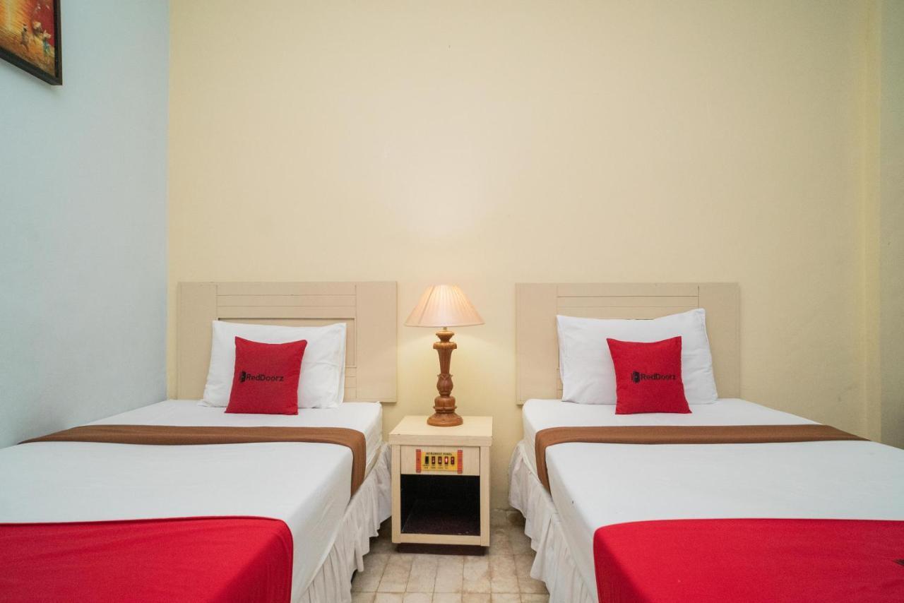 RedDoorz Plus near UIN Banjarmasin Sungai Lutus Bagian luar foto