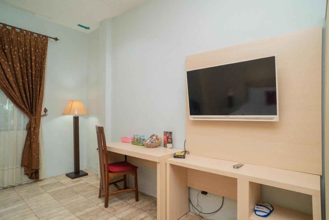 RedDoorz Plus near UIN Banjarmasin Sungai Lutus Bagian luar foto