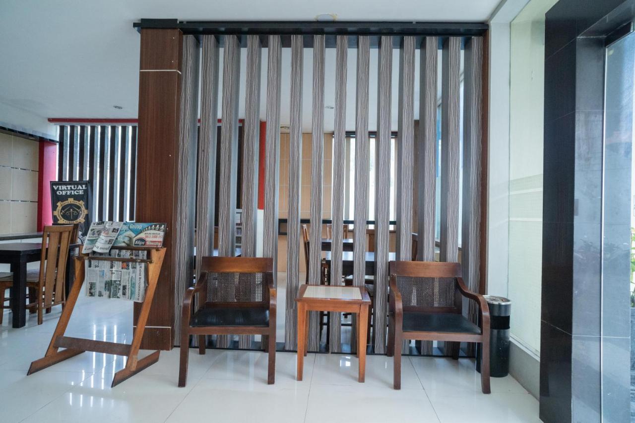 RedDoorz Plus near UIN Banjarmasin Sungai Lutus Bagian luar foto