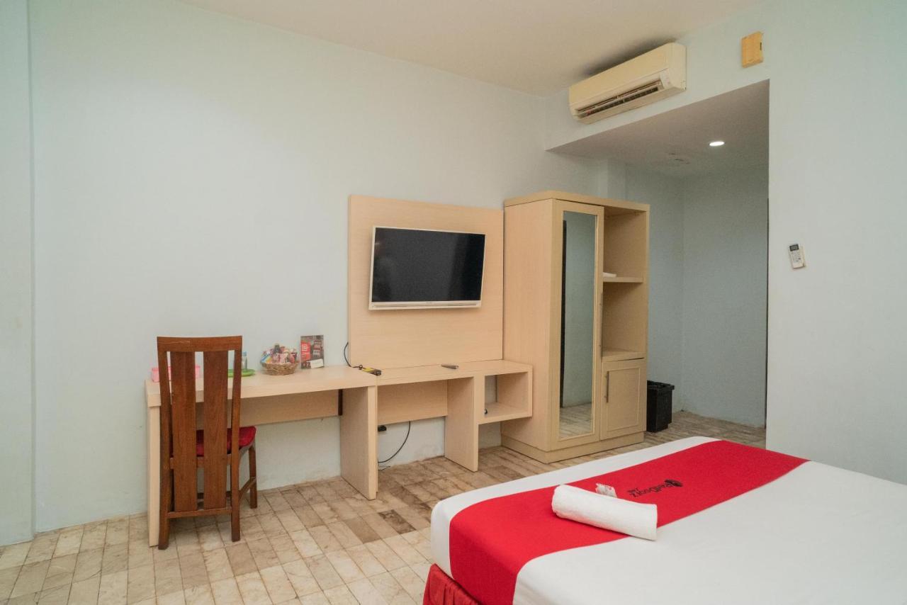 RedDoorz Plus near UIN Banjarmasin Sungai Lutus Bagian luar foto