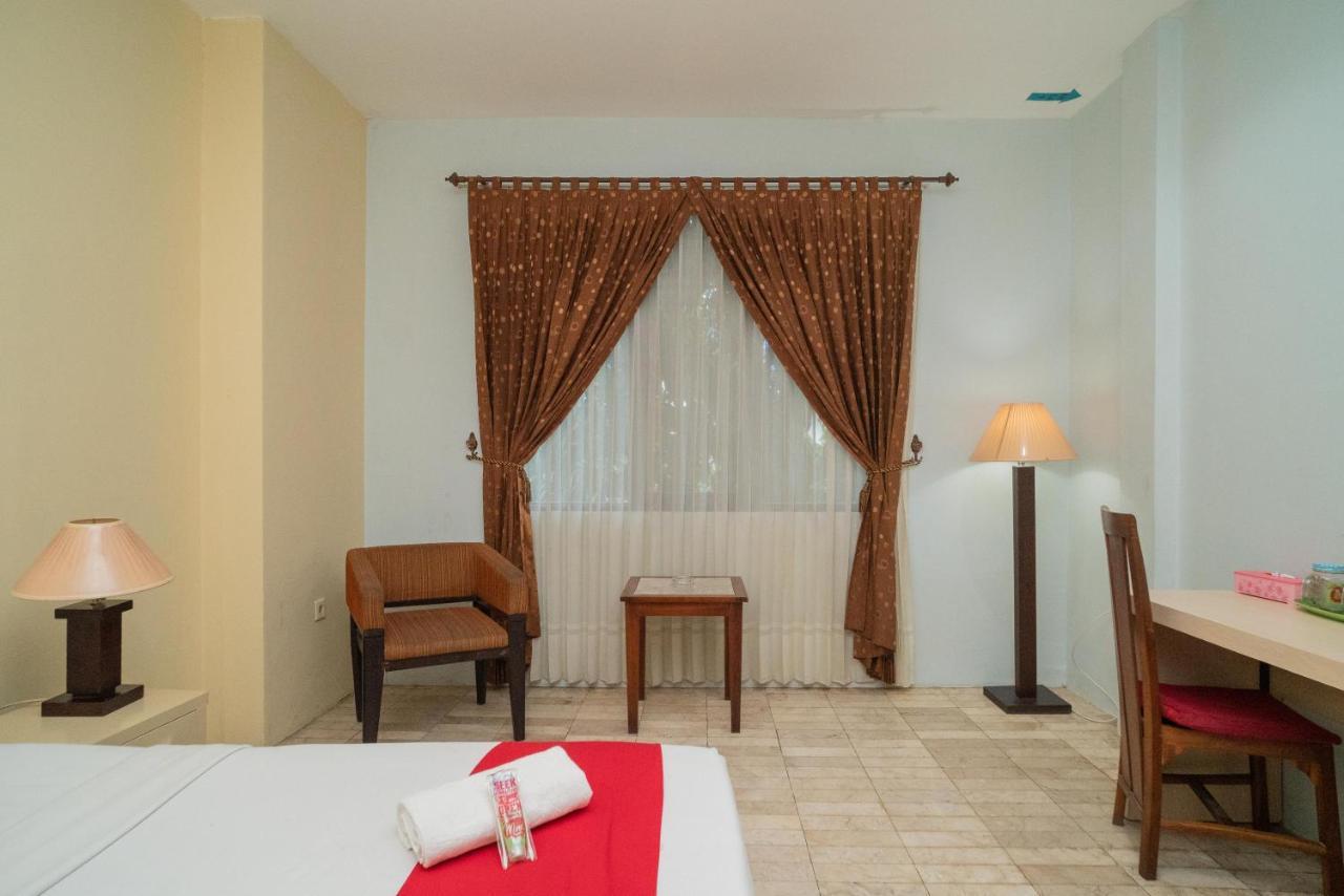 RedDoorz Plus near UIN Banjarmasin Sungai Lutus Bagian luar foto