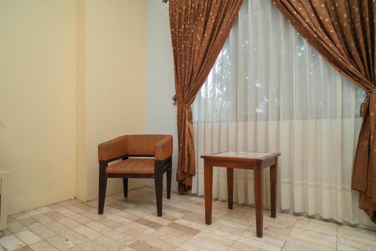 RedDoorz Plus near UIN Banjarmasin Sungai Lutus Bagian luar foto