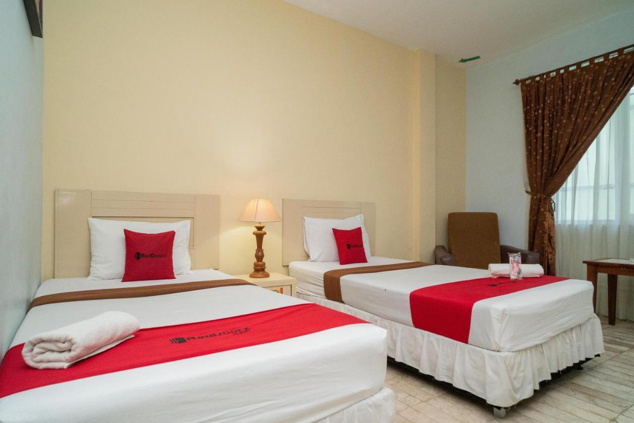 RedDoorz Plus near UIN Banjarmasin Sungai Lutus Bagian luar foto