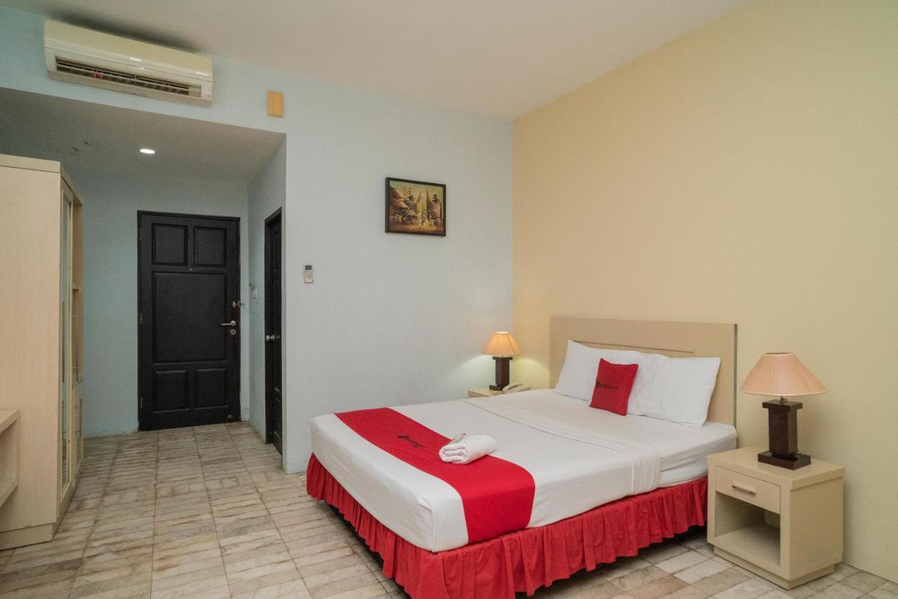 RedDoorz Plus near UIN Banjarmasin Sungai Lutus Bagian luar foto