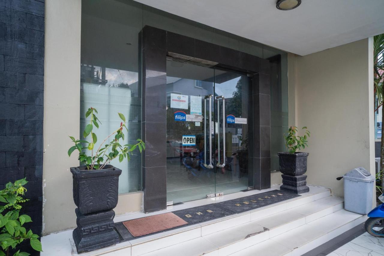 RedDoorz Plus near UIN Banjarmasin Sungai Lutus Bagian luar foto