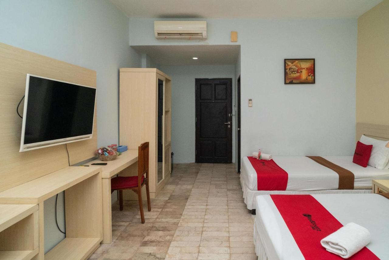 RedDoorz Plus near UIN Banjarmasin Sungai Lutus Bagian luar foto