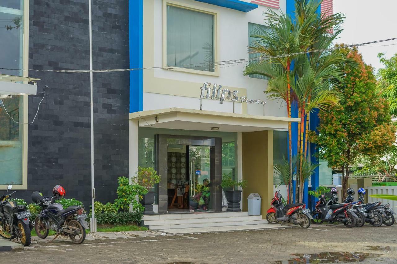 RedDoorz Plus near UIN Banjarmasin Sungai Lutus Bagian luar foto